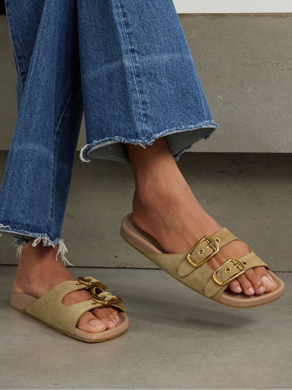 Chloé BNIB Polly Buckle Suede Leather Tan Slides